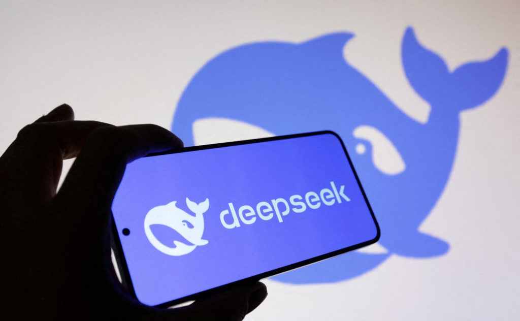 DeepSeek手机.jpg